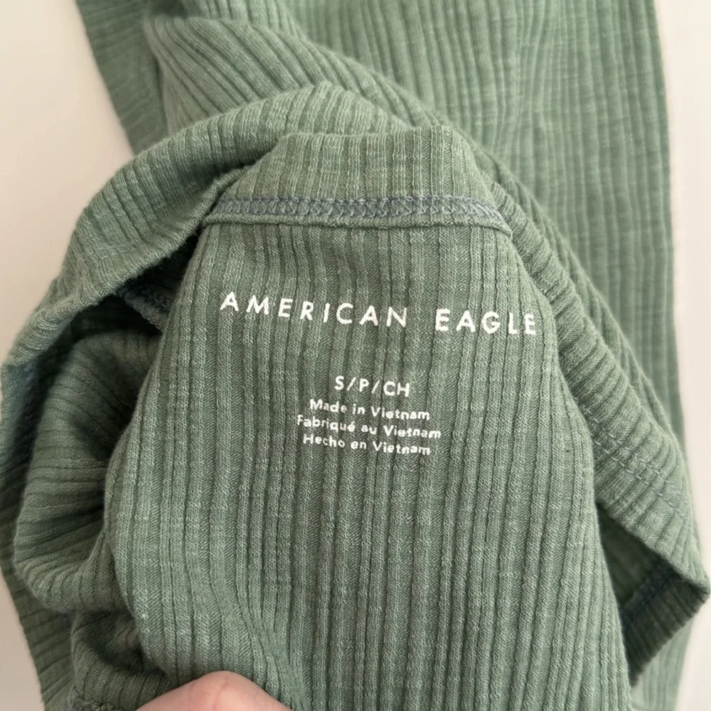 American Eagle Crop Top Size S